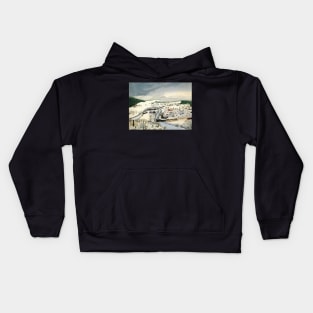 grandma moses - Hoosick Falls in Winter Kids Hoodie